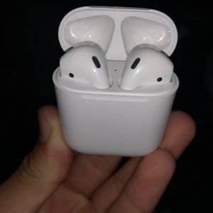 AirPods(Gen 2)
